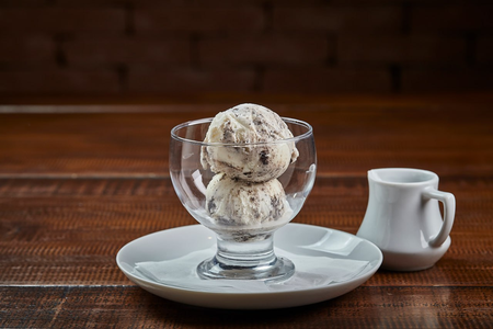 Gelato de Cookies and Cream Com Leite Ninho